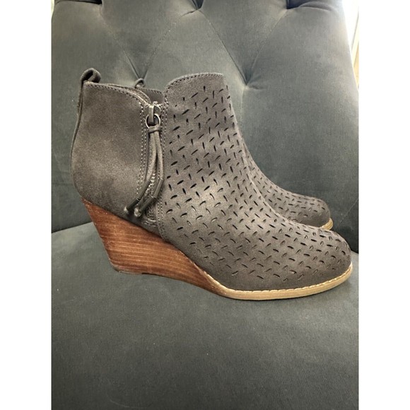 Report Dark Gray Wedge Perforated Booties Woman 6.5 - Picture 1 of 5
